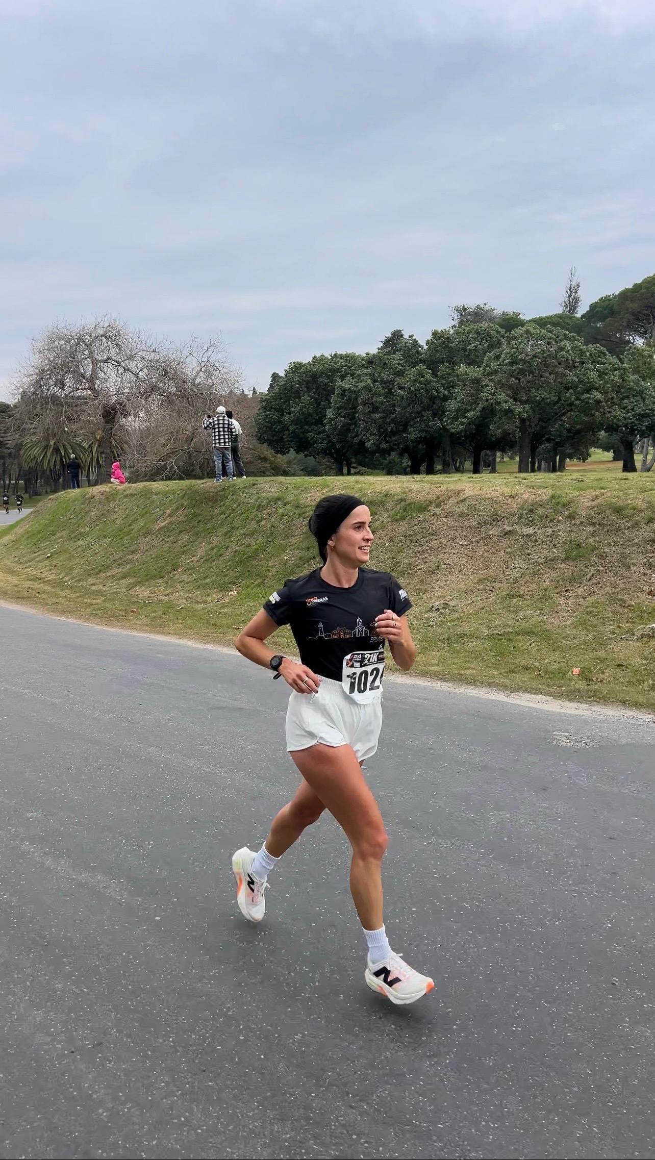 Agustina corriendo una carrera
